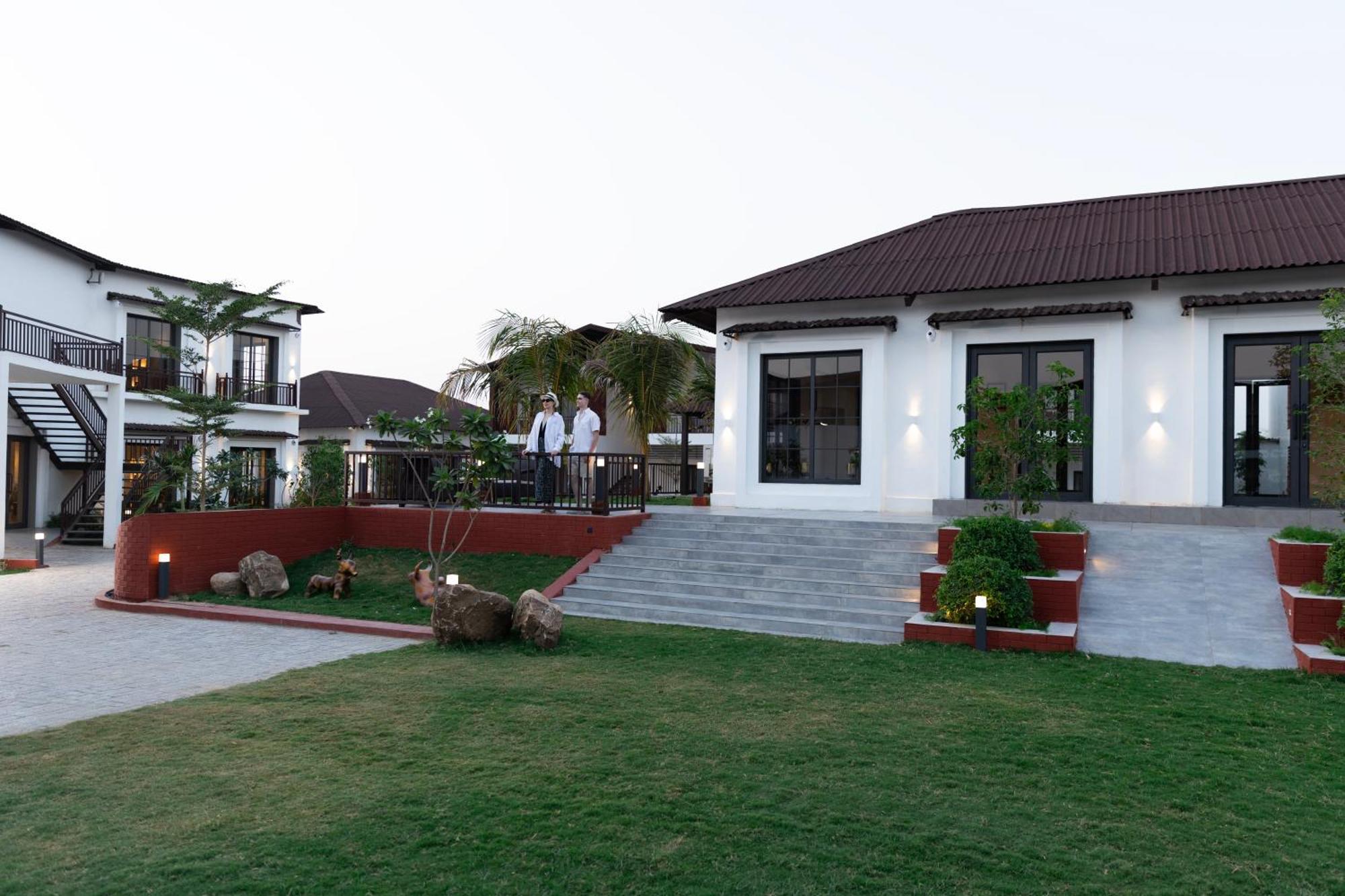 Evoke Dholavira Hotel Exterior photo
