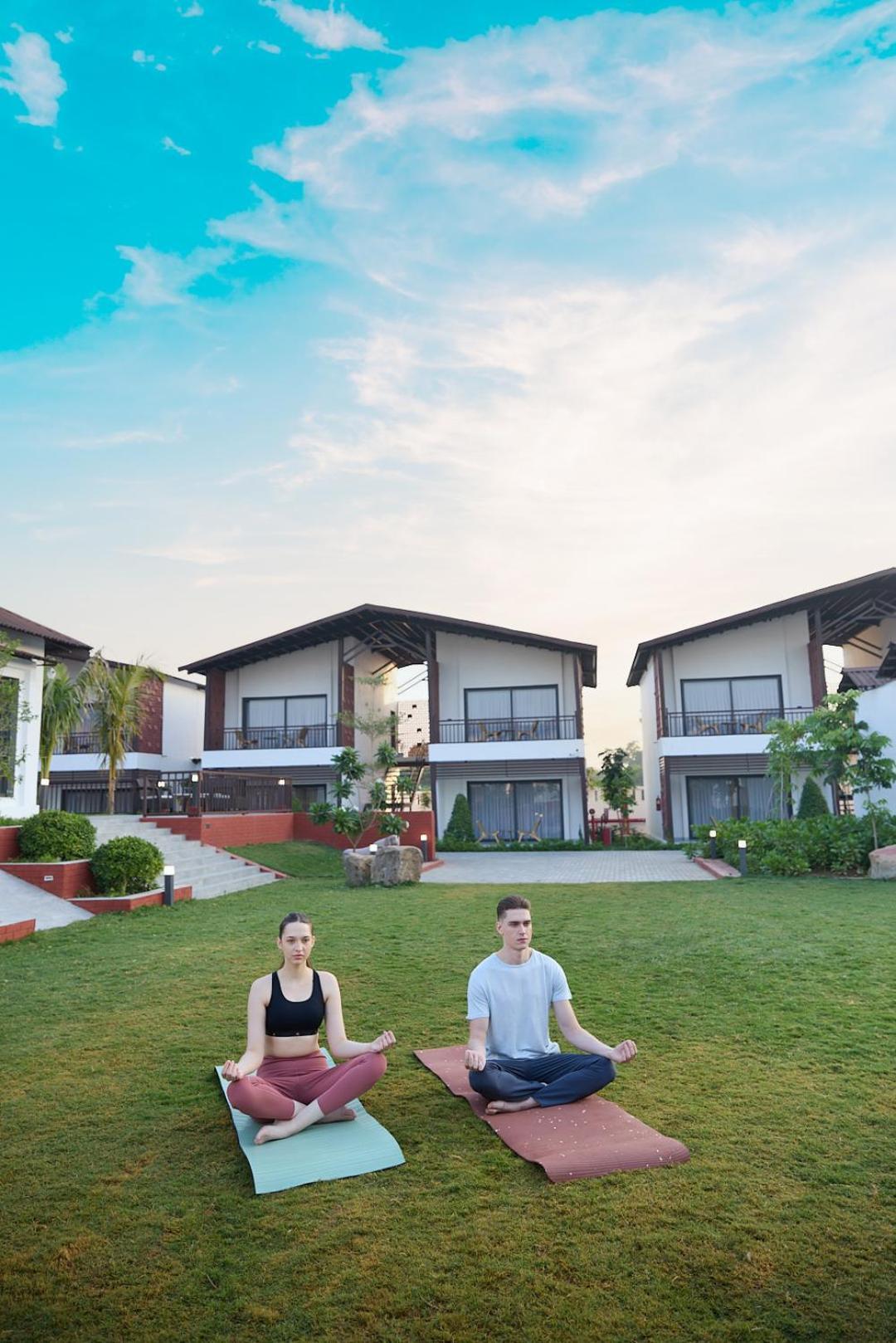 Evoke Dholavira Hotel Exterior photo